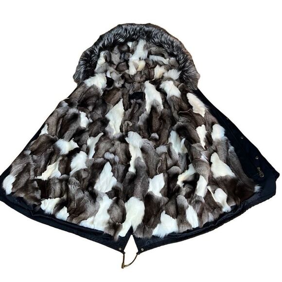 NWOT Ozlana Black+Classic Silver Fox Fur Parka - Picture 10 of 16